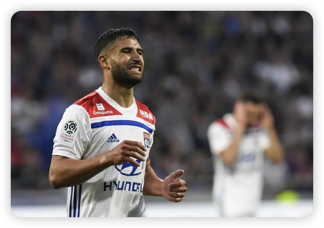The Domino Effect of Transfer Market Delays