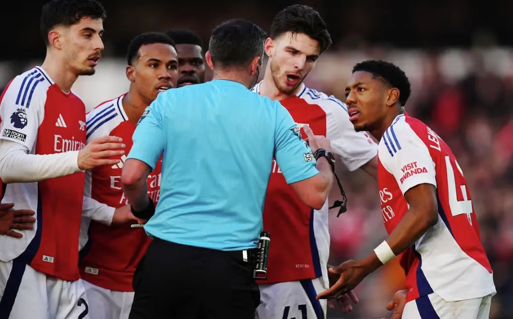 The Controversial Moment: What Happened on the Pitch